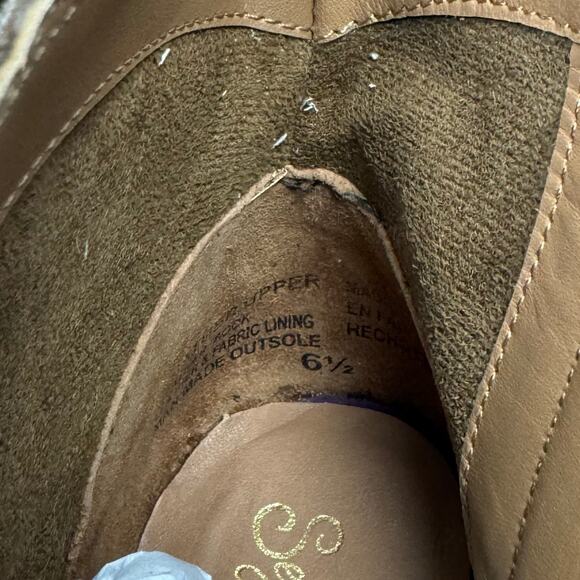 NEW Seychelles Upside Silver Metallic Suede Leather Western Bootie Ankle Boot - Picture 13 of 15